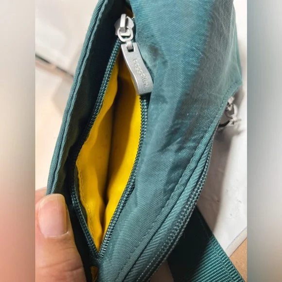 Shoulder bag - Picture 4 of 5